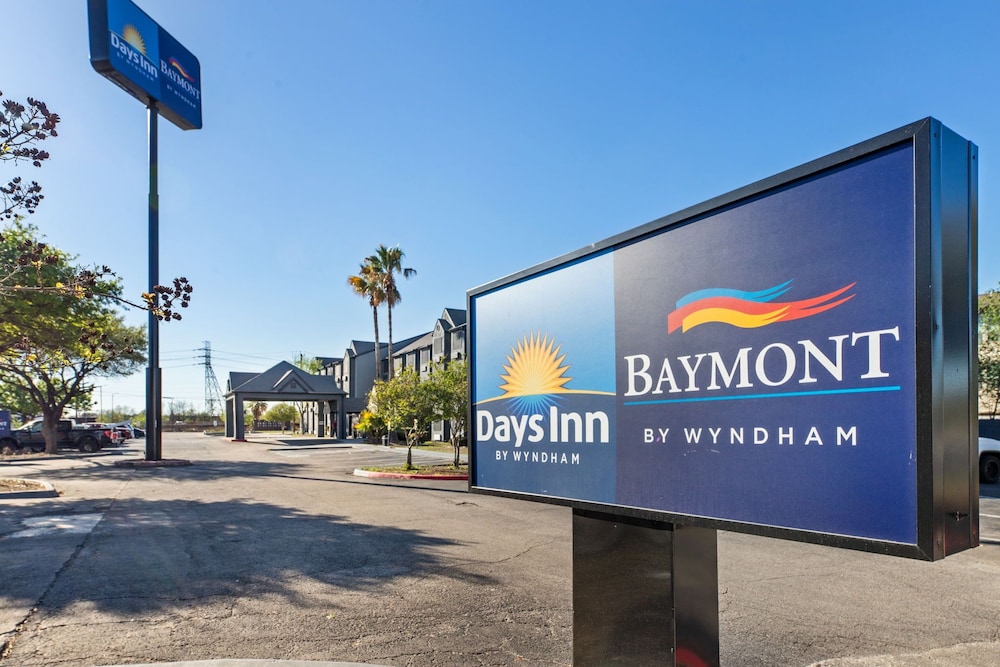 Baymont by Wyndham San Antonio Downtown 4/40