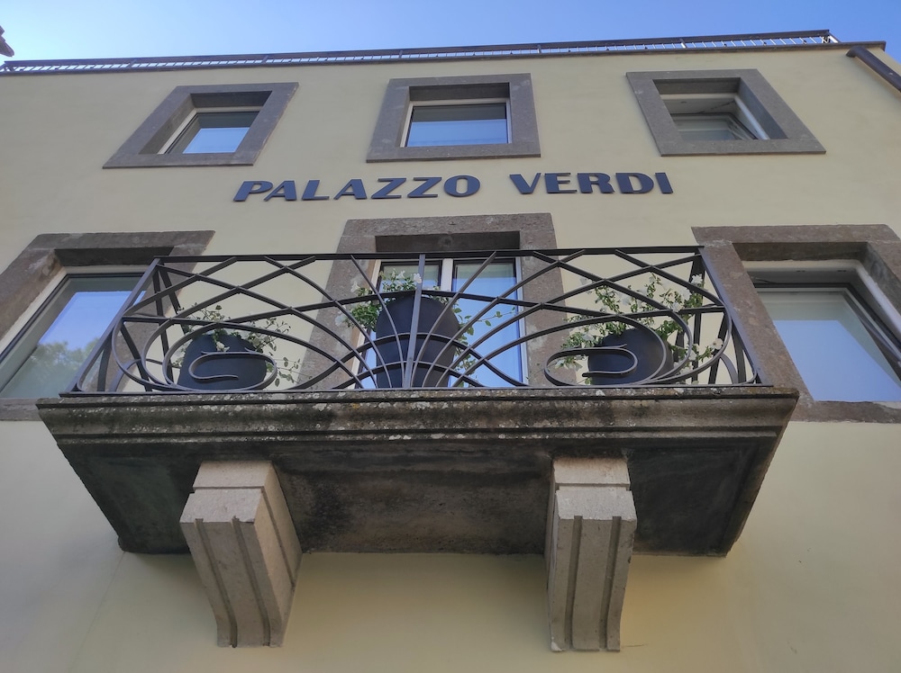 Palazzo Verdi B&B 1/45