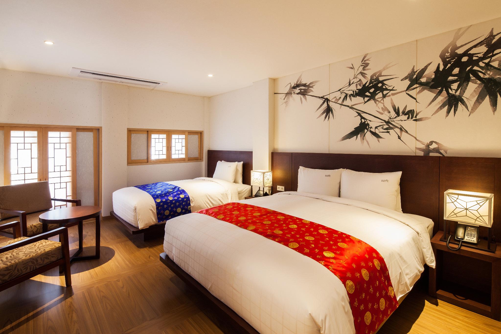 Super, Classic, Single, King Bed, Terrace