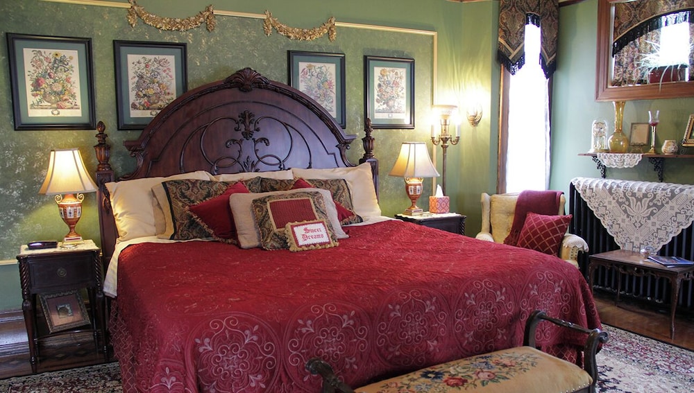Schuster Mansion Bed & Breakfast 16/51