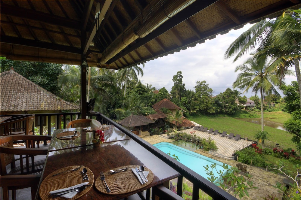 Cempaka Belimbing Villas 19/42