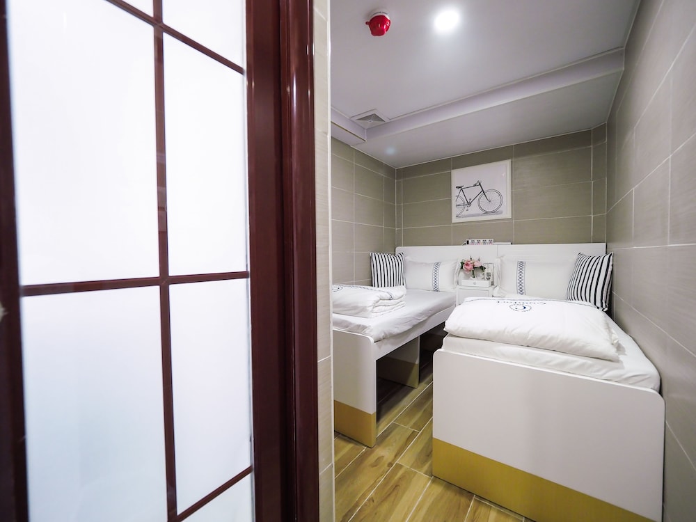 Hk International Hostel 22/24