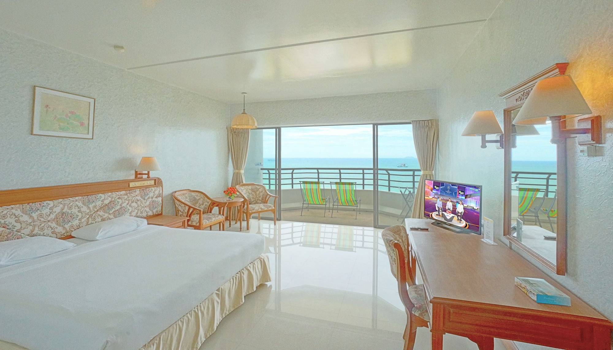 1 Bedroom, Junior Suite, Double and Twin Beds, Sea View