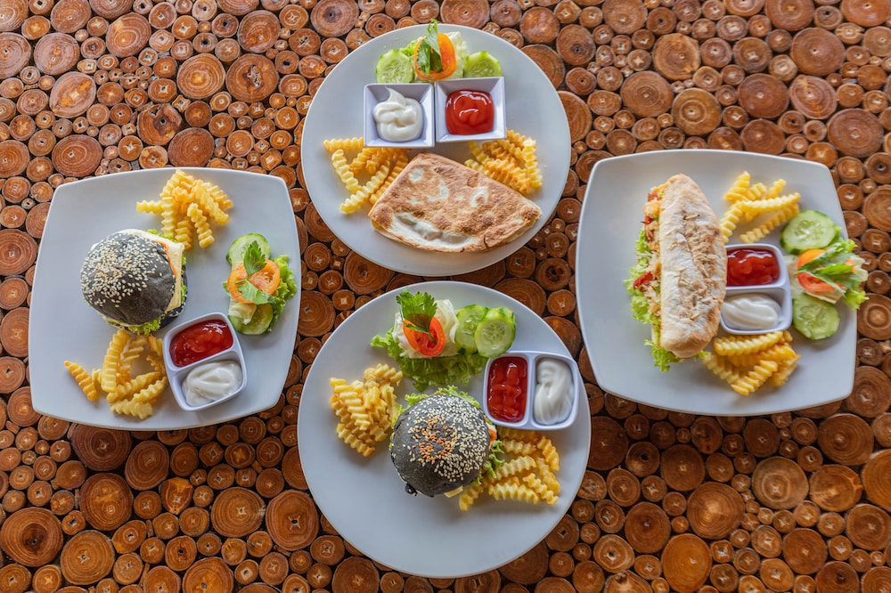 Kabeh Jati Garden Villa And Restaurant 32/50