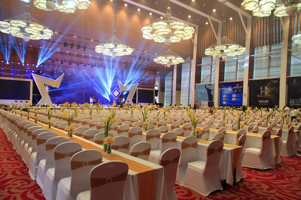 Baiyun International Convention Center 33/50