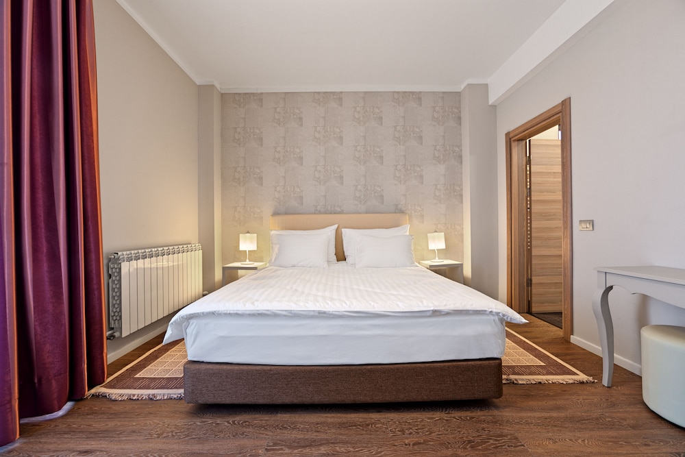 Tomis Garden Aparthotel 15/46