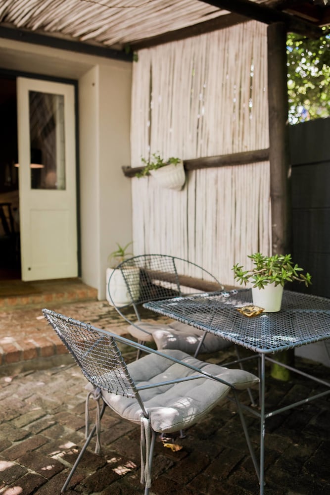 Elianthe Boutique Guesthouse 24/50