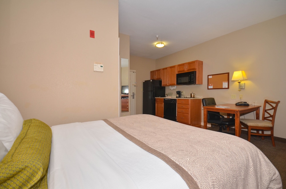 Candlewood Suites Clarksville 18/47