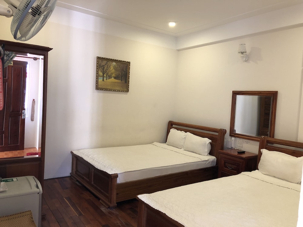 Hoang Oanh Hotel 28/33