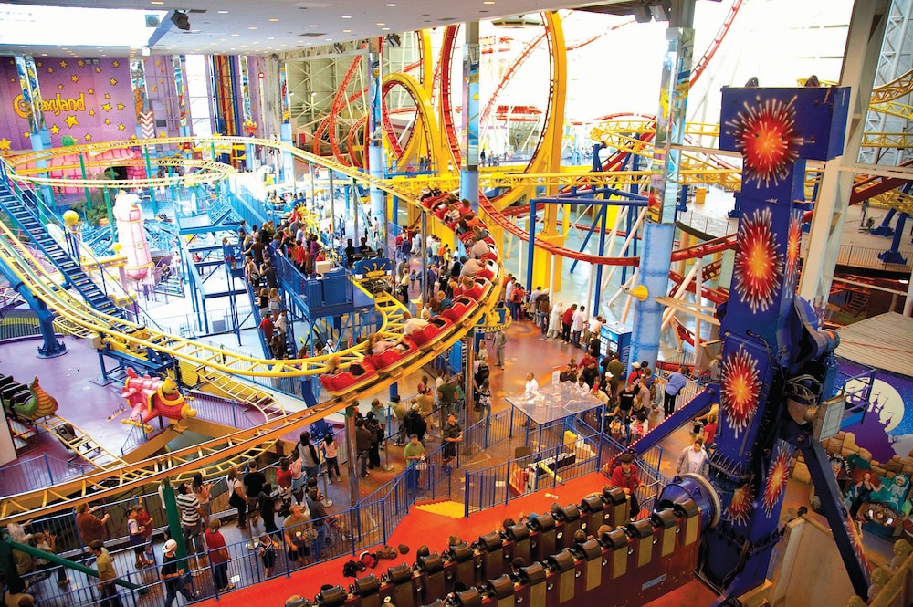 West Edmonton Mall Inn 43/55