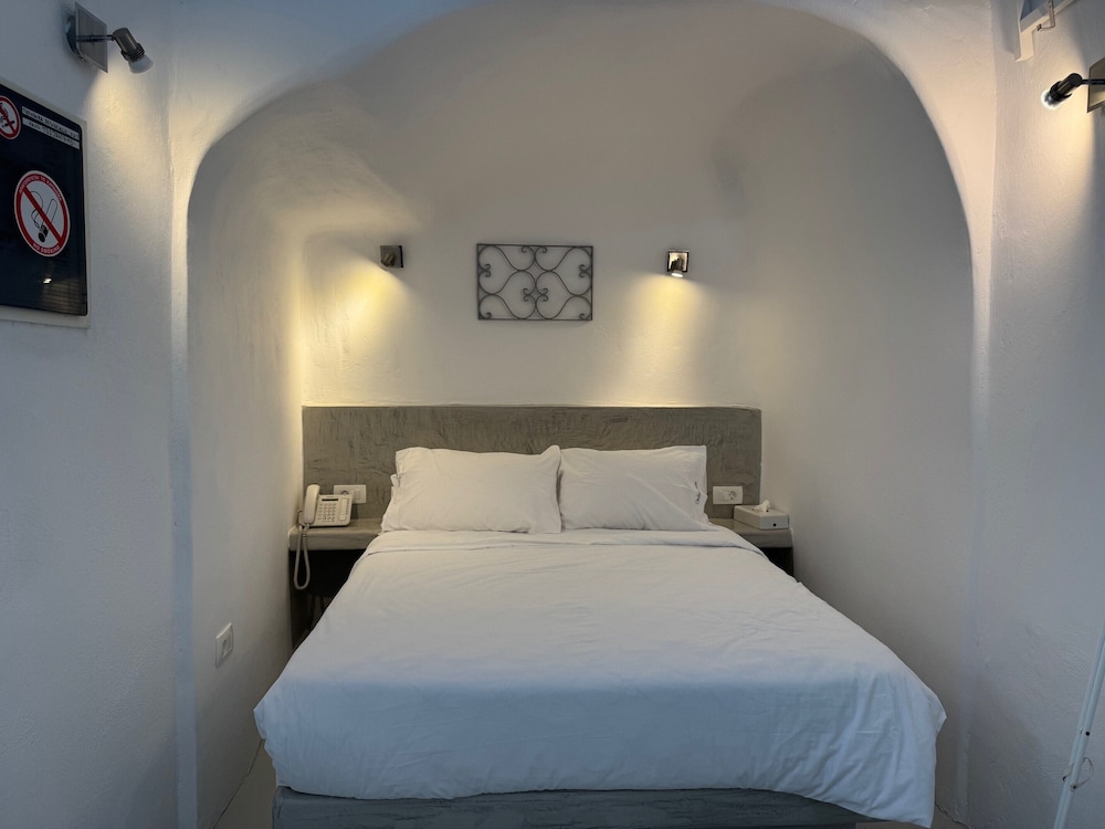 Theodora Suites - Adults Only 14/48