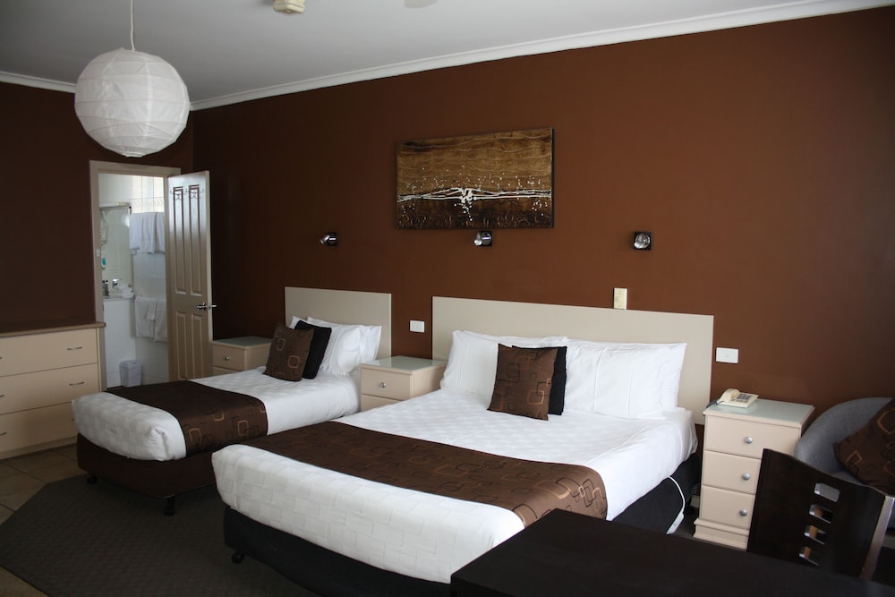 Lakeview Motel & Apartments 21/63