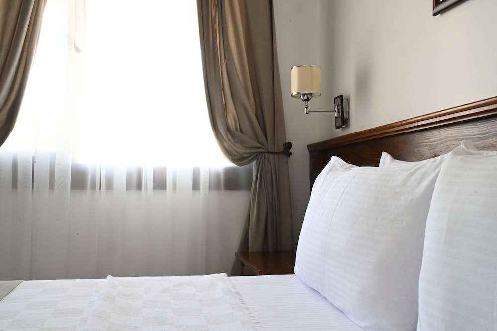 Hotel Deniz 17/64