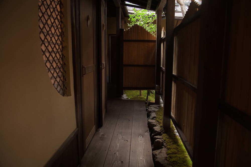 Kyoto Guesthouse Lantern In Gion 47/50