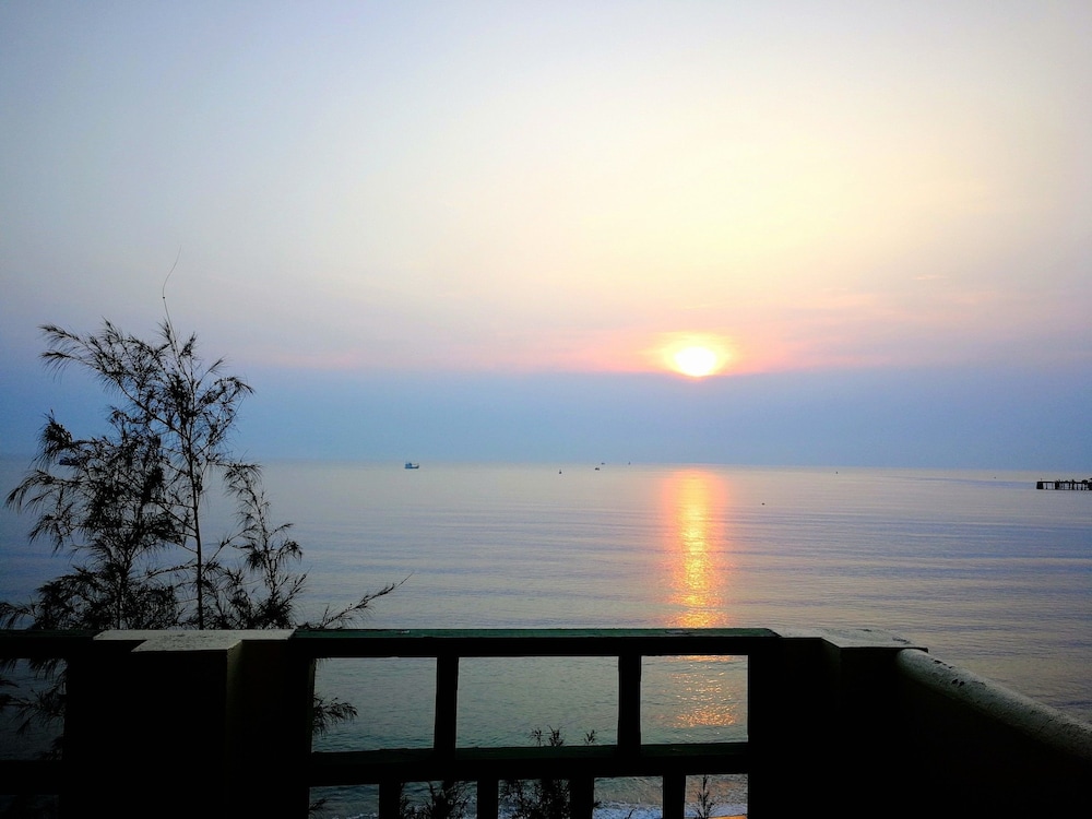 Aow Noi Sea View Resort 31/50