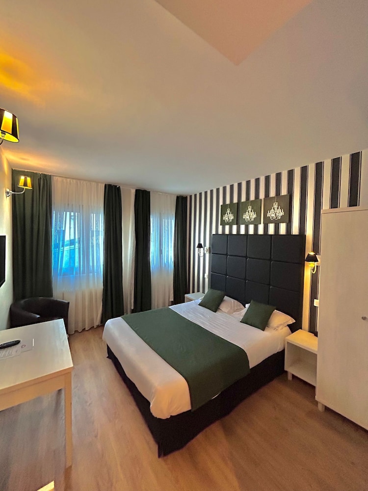 Thoiry Etoile Lodge, Sure Hotel Collection by Best Western 38/60
