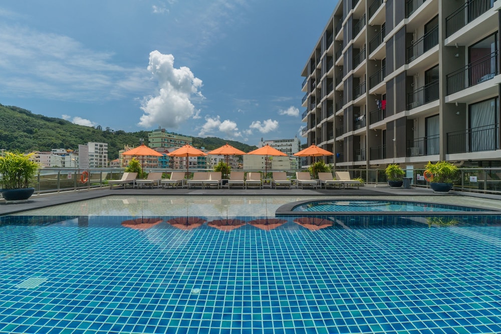 New Square Patong 6/69