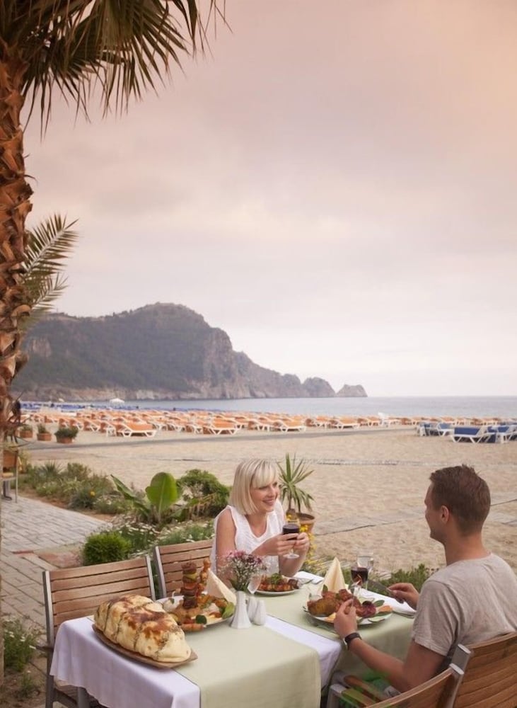 Azak Beach Hotel 41/50