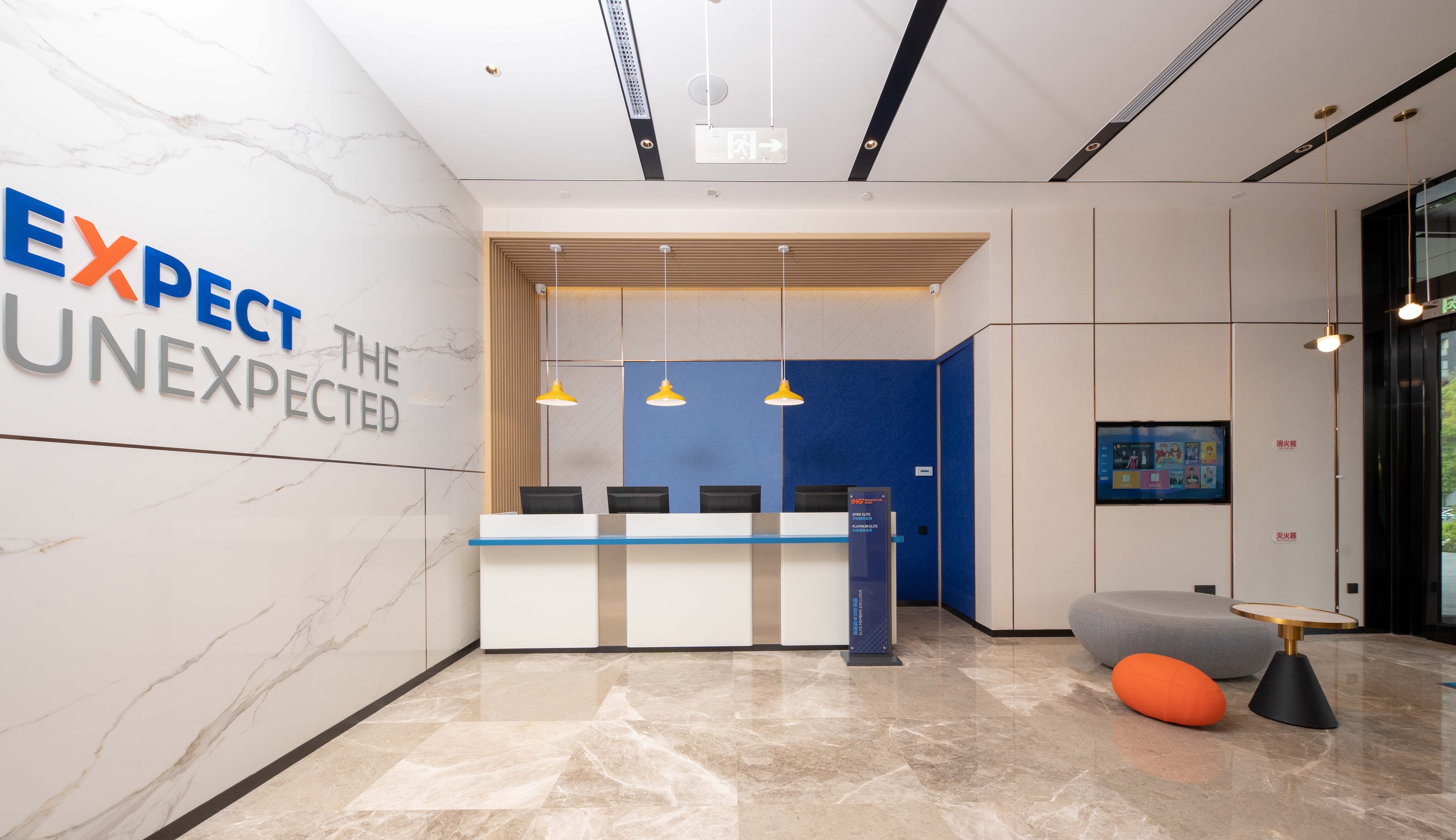 Holiday Inn Express Chongqing Caiyun Lake 7/32