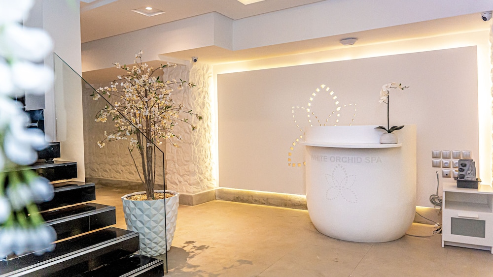 One Hotel Casablanca 6/50
