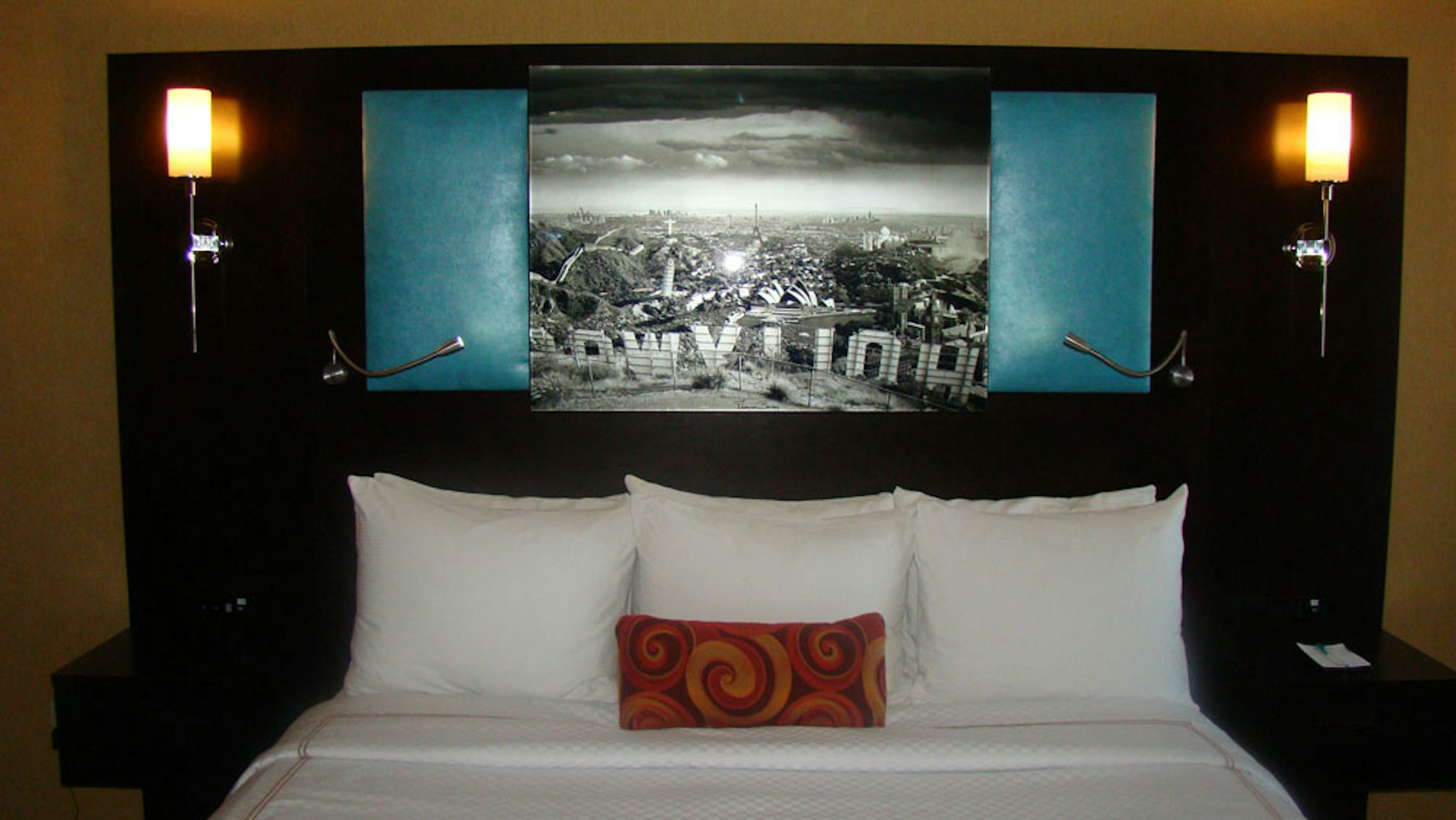 The Dylan Hotel At Sfo 38/75