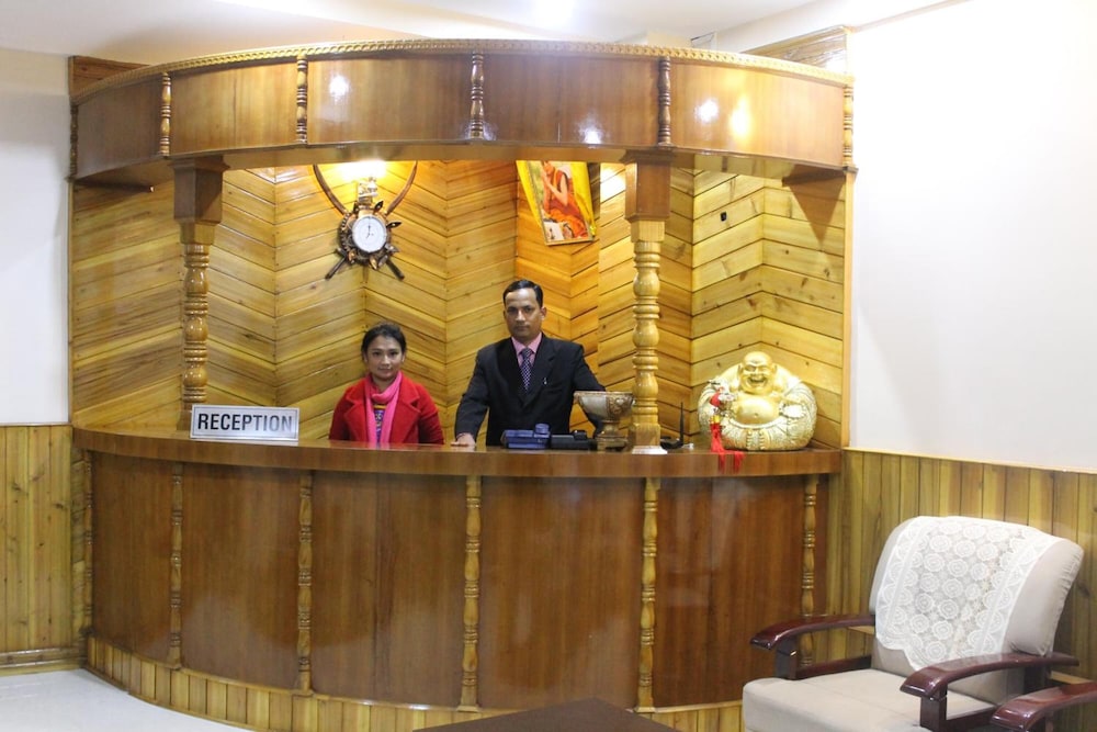 Oyo Rooms Cooch Behar Road 7/48
