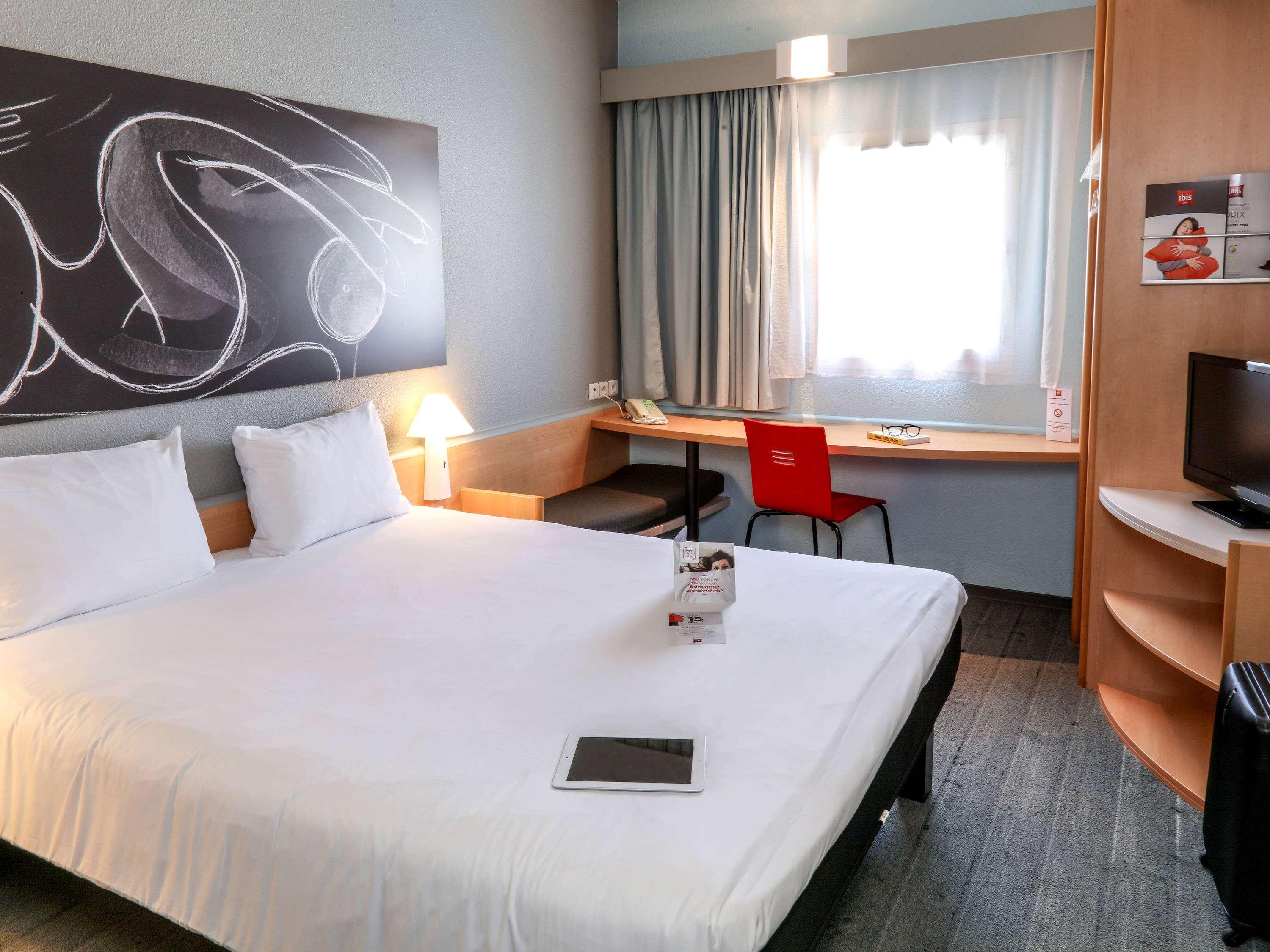 Room, Double Bed