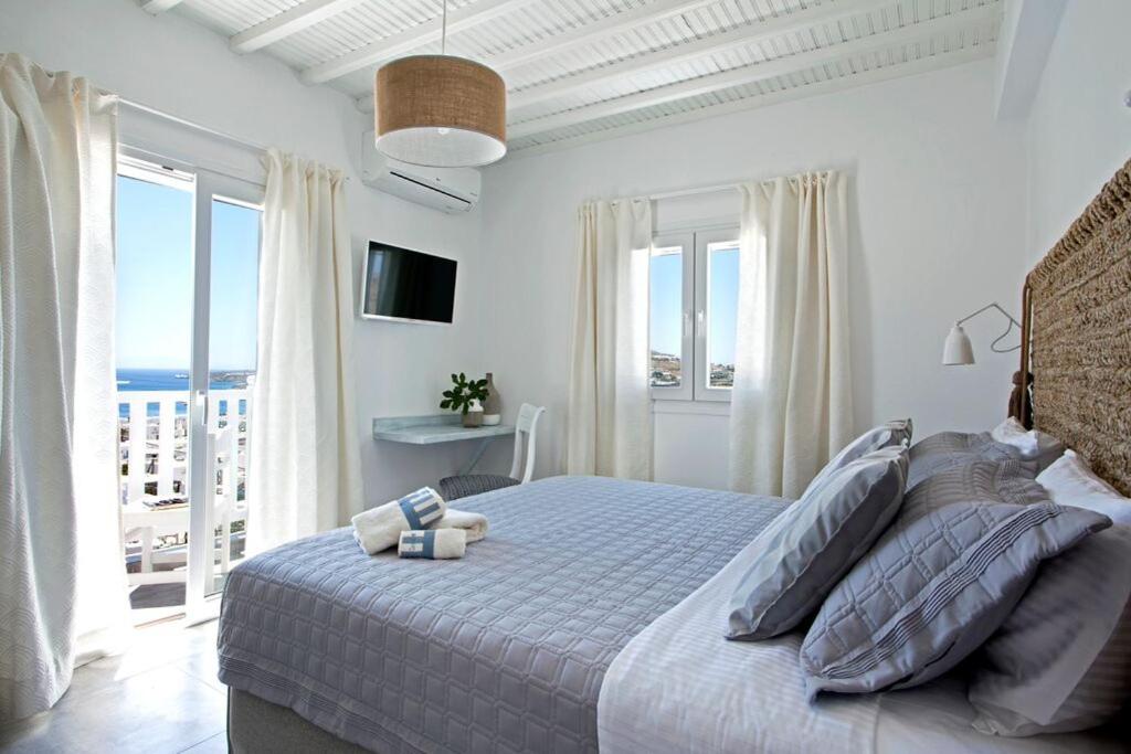 Amperian Mykonos 4/50