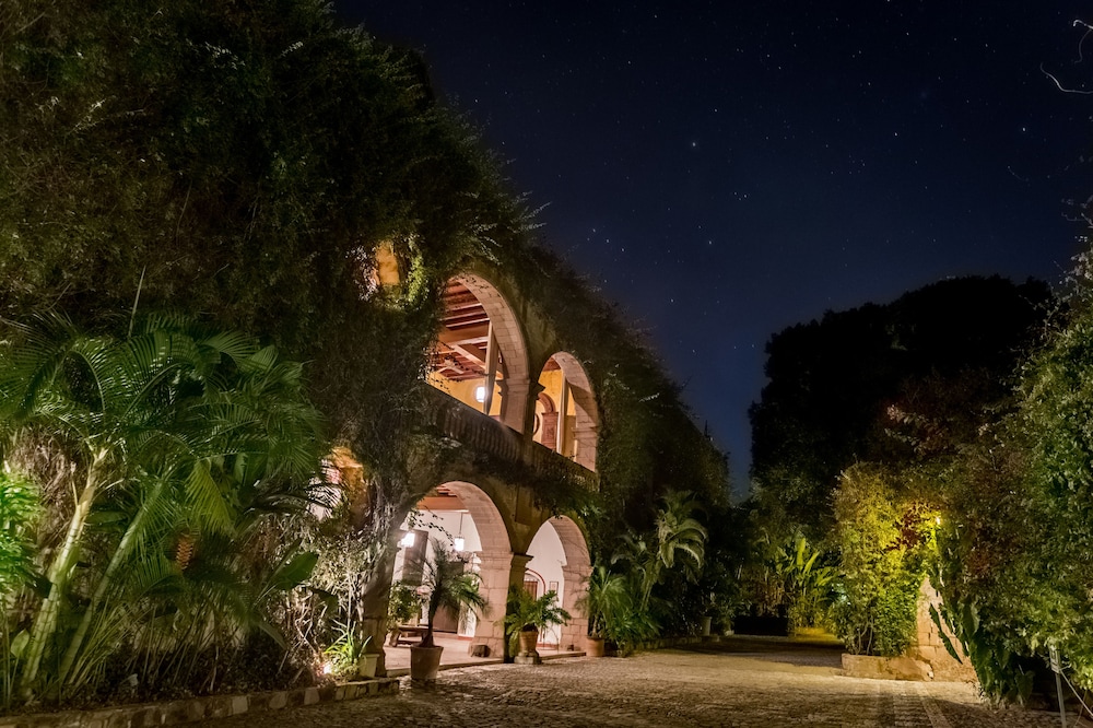 Hacienda San Gabriel de las Palmas 8/80