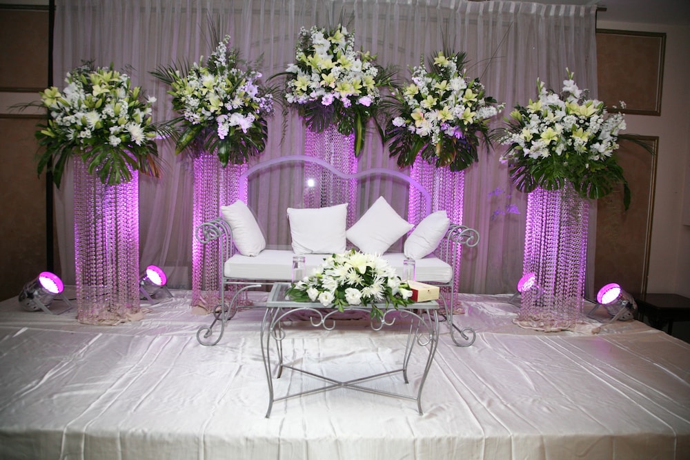 Al Fanar Palace Hotel 21/23