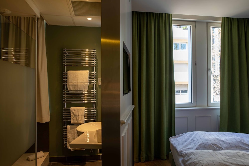 HOTEL LA VILLA K 33/54
