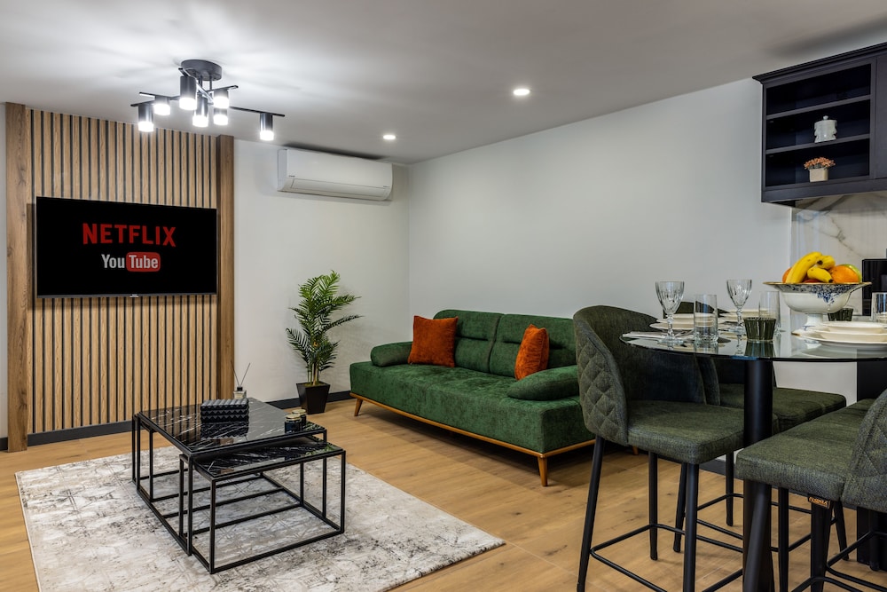 BayMari Suites City Life 47/63