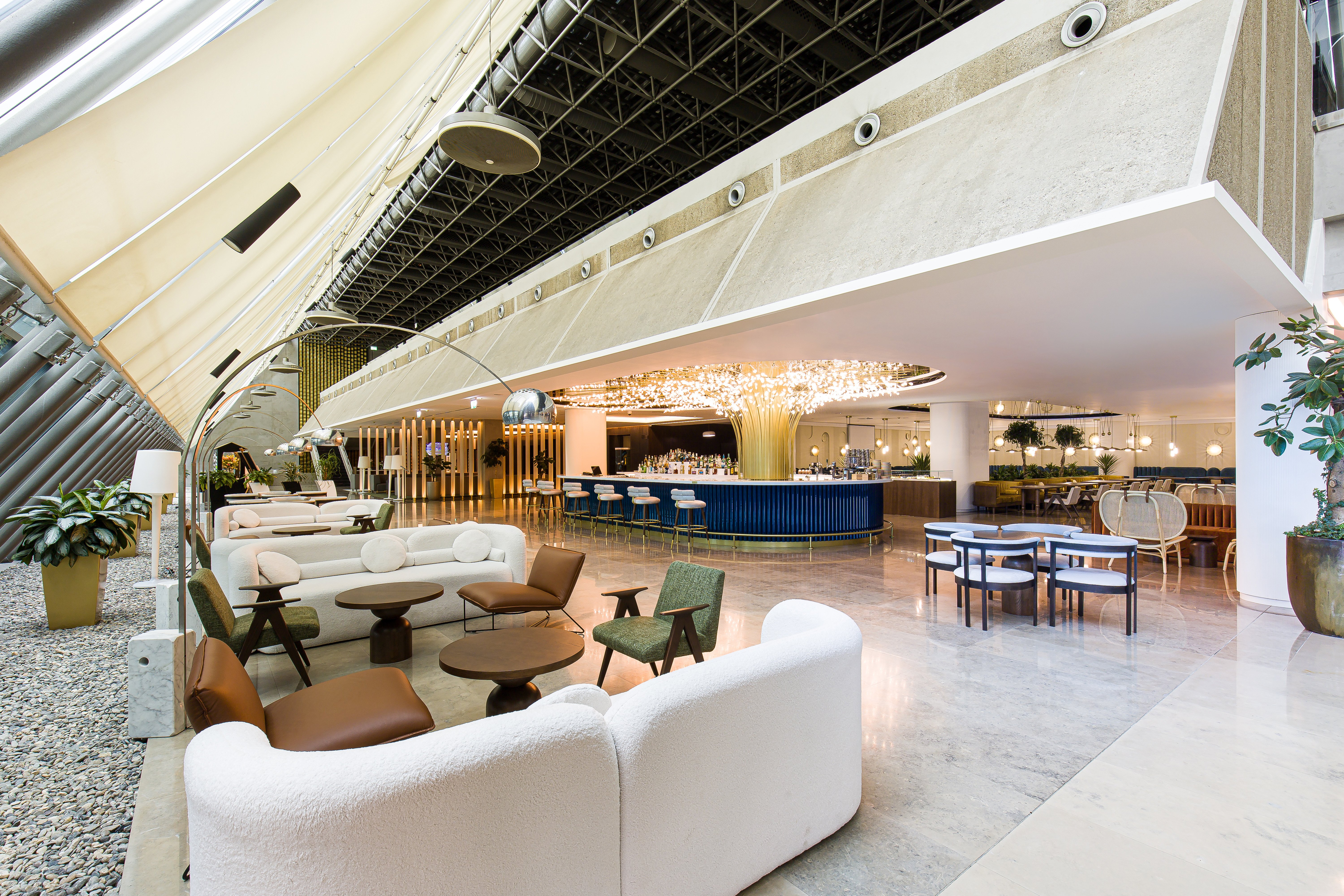 Crowne Plaza Belgrade 54/85