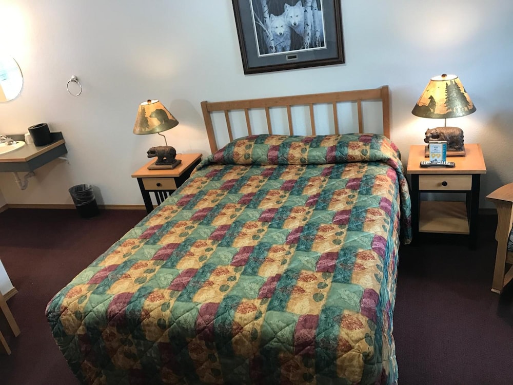 Harborview Inn 10/26