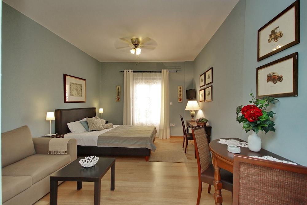 Aloe Luxury Apartments And Suites 36/50