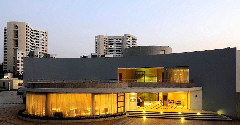 Lalco Residency 1/50