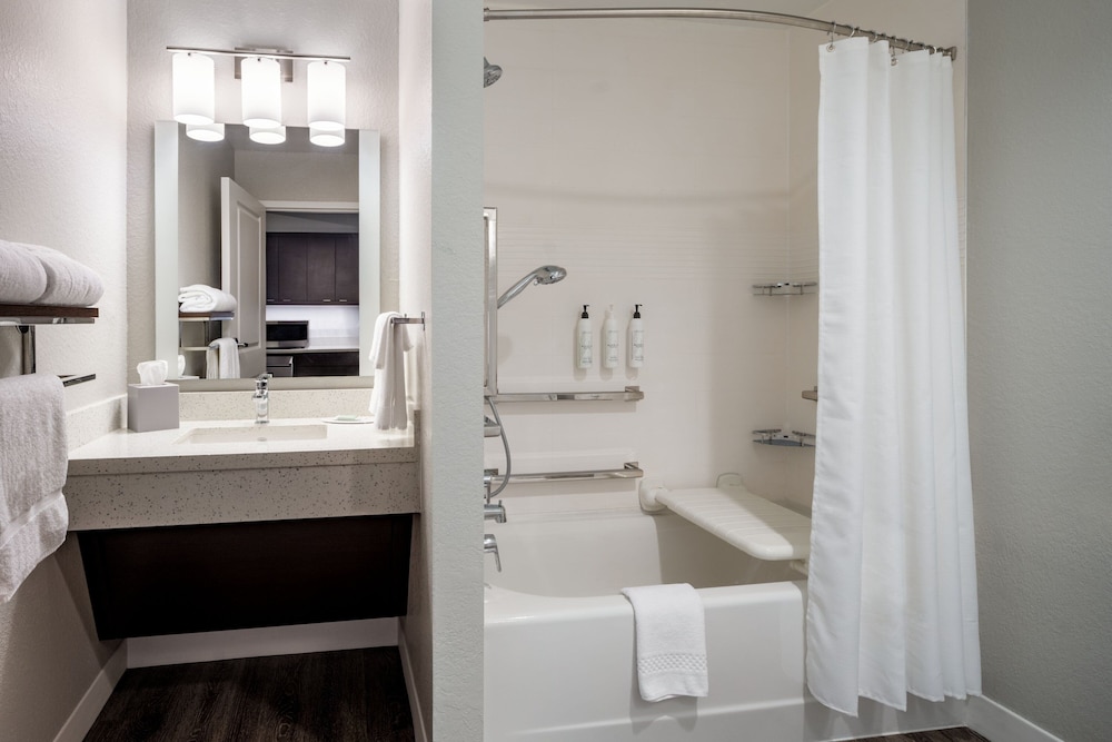 TownePlace Suites by Marriott Venice 46/47