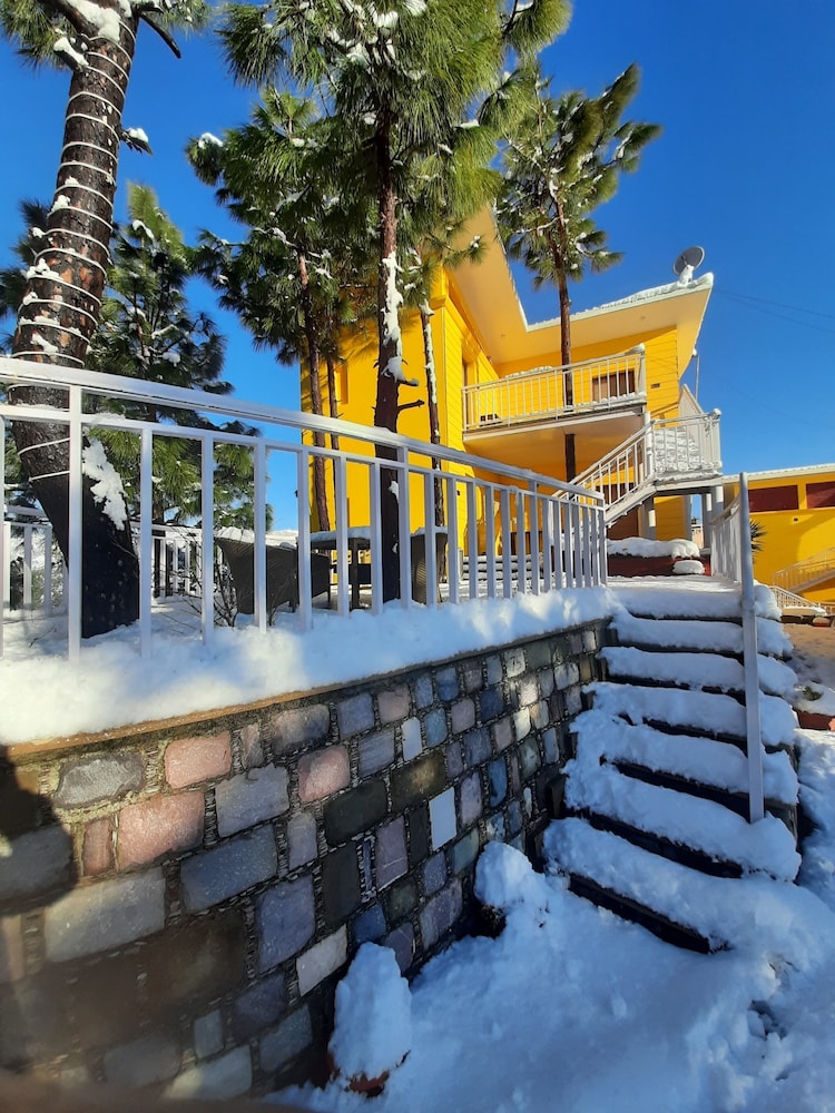 JuSTa Luxe Mukteshwar Retreat and Spa Mukteshwar 32/50