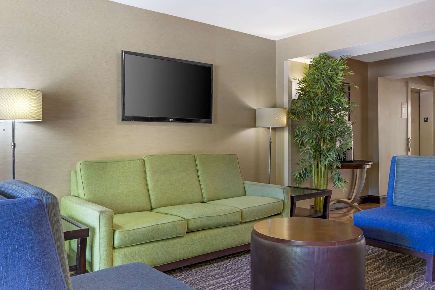 Quality Inn Raleigh Downtown 20/28