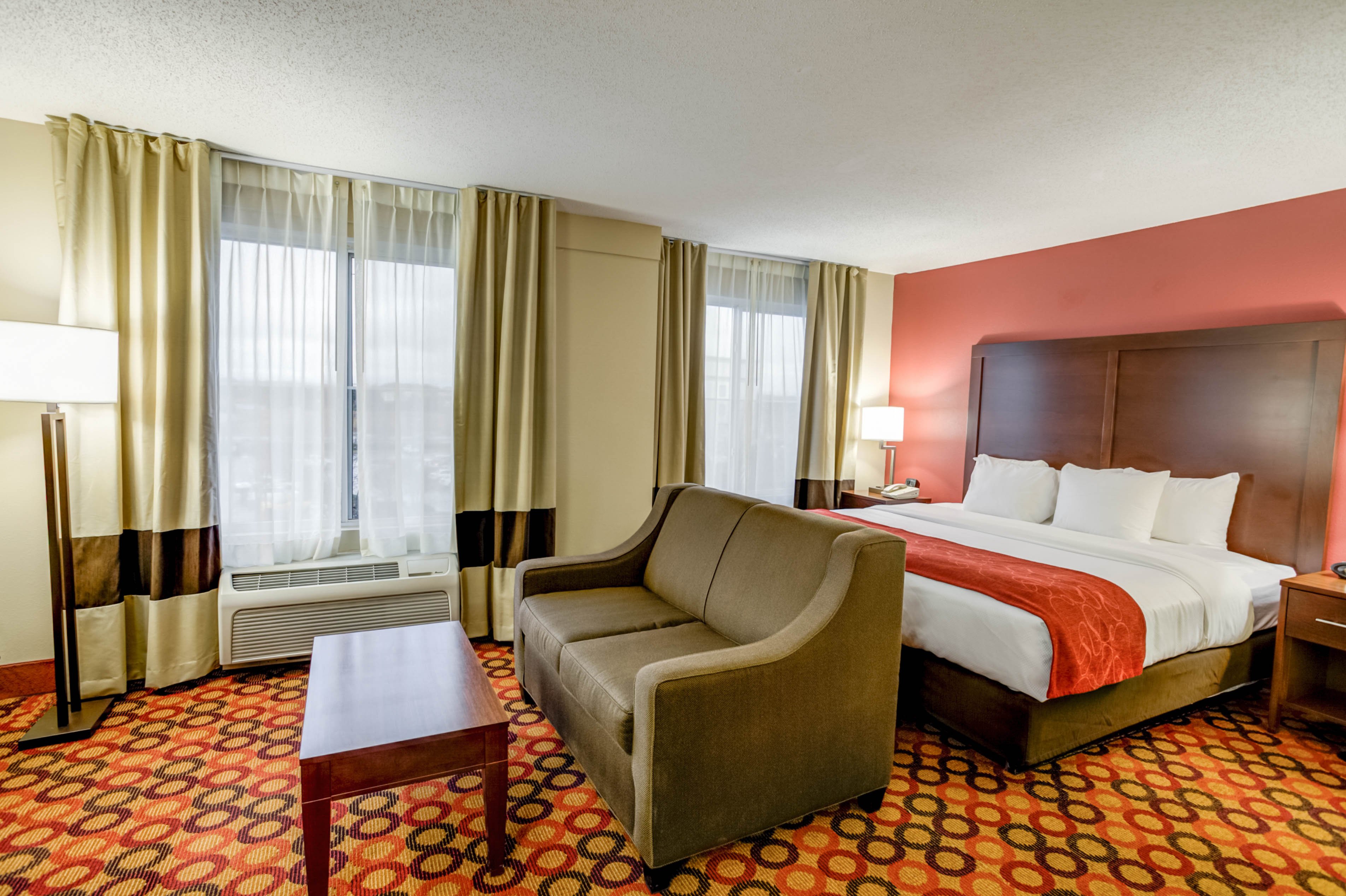Comfort Suites Airport Charlotte, NC 3/34