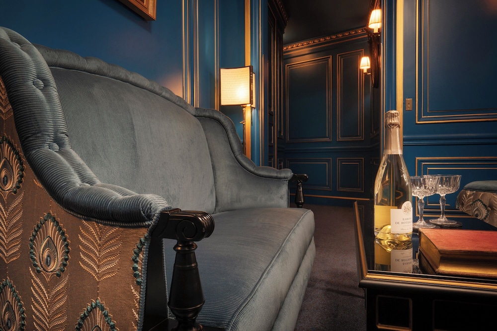 Maison Proust Hotel & Spa 87/111