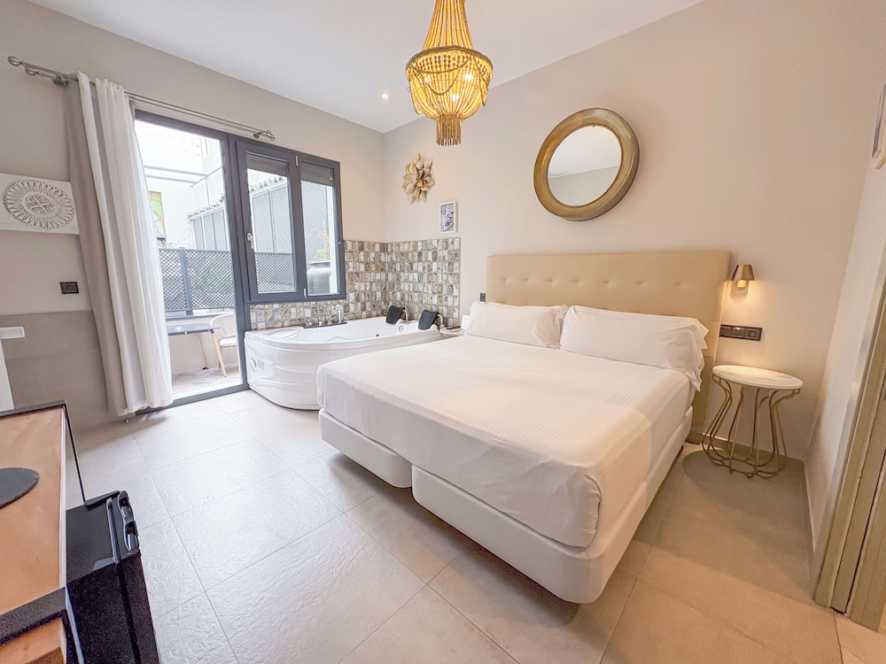 HOTEL BOUTIQUE ADEALBA BADAJOZ 3/32