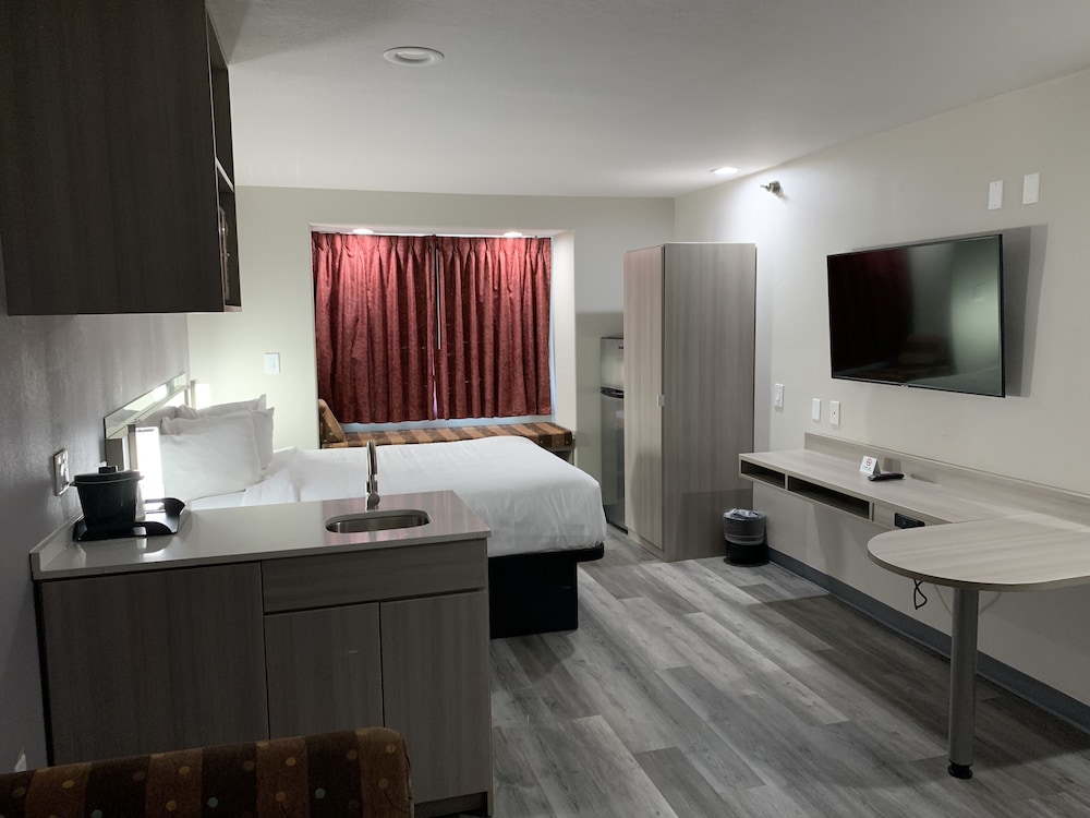 جناح استوديو بسرير كوين، Microtel Inn And Suites Clarksville 4/5