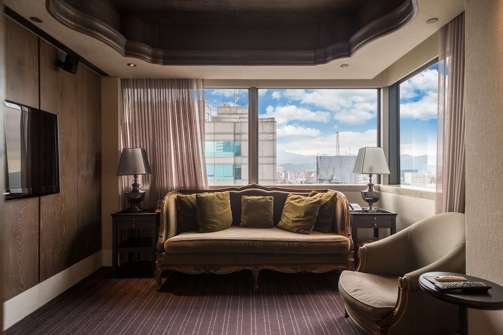Palais de Chine Hotel 38/62