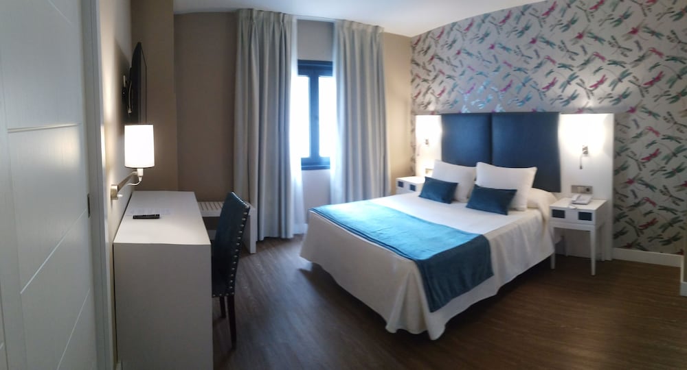 Hotel Canelinas 6/33