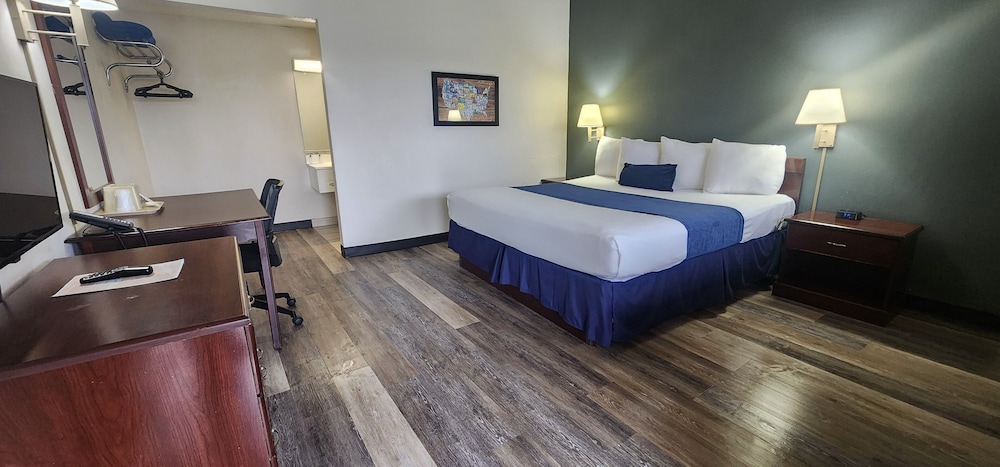 Parkview Inn and Conference Center (ex Econo Lodge) 19/50