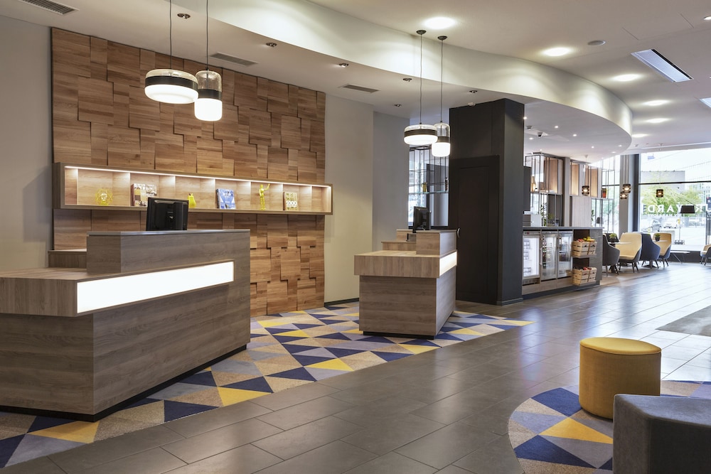 Lobby at Courtyard by Marriott Zurich North, ZURICH