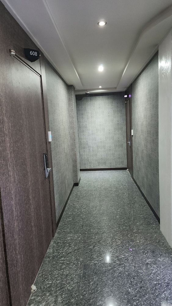 Galleria Hotel 29/50