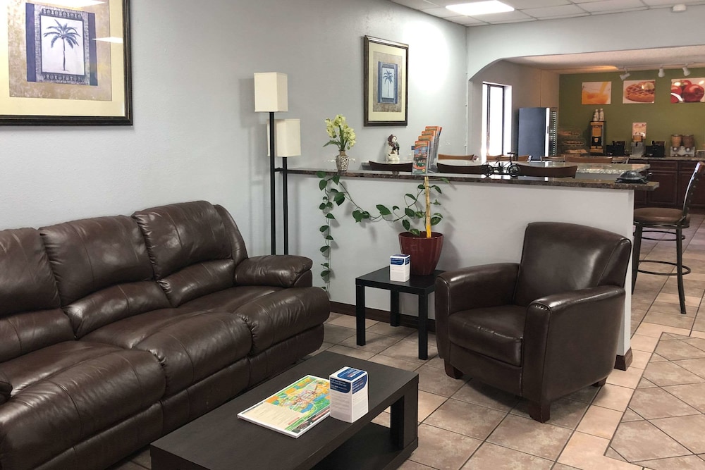 Quality Inn Elkton -St. Augustine South 32/53