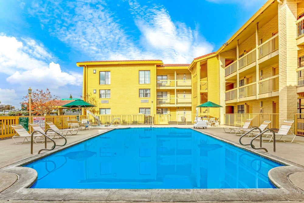 La Quinta Inn Sacramento North 1/39